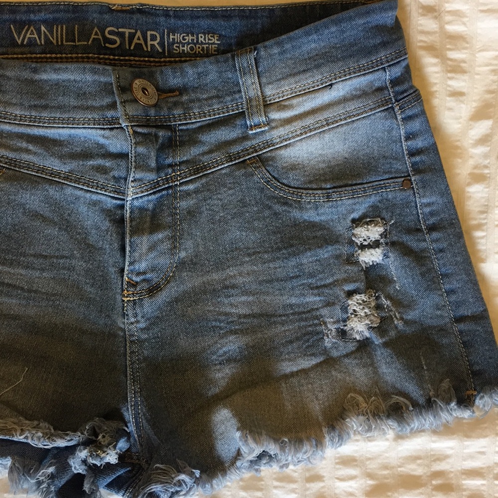 High Rise Cut Off Shorts - Picture 2 of 3